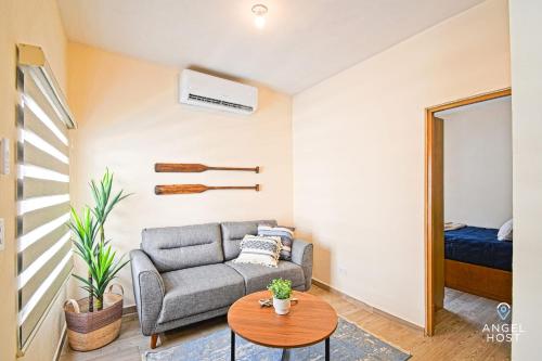 NEW Comfy Stay with Pool Onsite Steps from Malecón