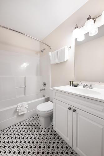 West Coast Trail Lodge