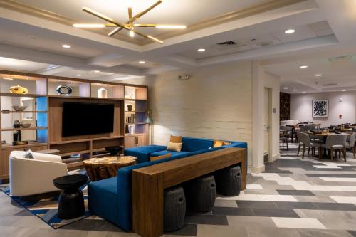 DoubleTree By Hilton Tinton Falls Eatontown