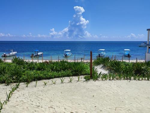 Casa Lucia Beachfront Puerto Morelos