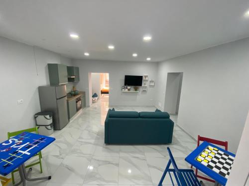 Isla Home, Naples (photo 4)