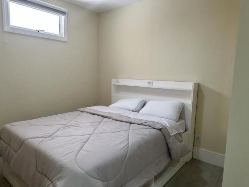 2 bedrooms, 3 beds