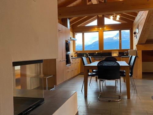 virtuve, Attic in the Alps in Luzein
