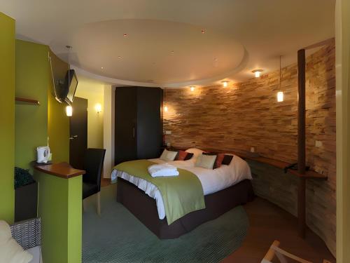 Hotel Les Myrtilles - image 12