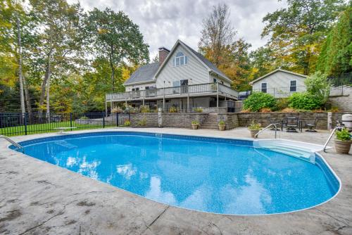 Milton Hidden Gem with Pool, Hot Tub and Fireplace!