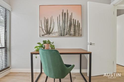 Amenity Heavy Serene Apt in Convenient Location in Austin, USA