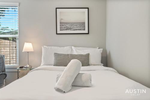 North ATX Retreat w Open Concept Layout and Backyard North ATX Retreat w Open Concept Layout and Backyard