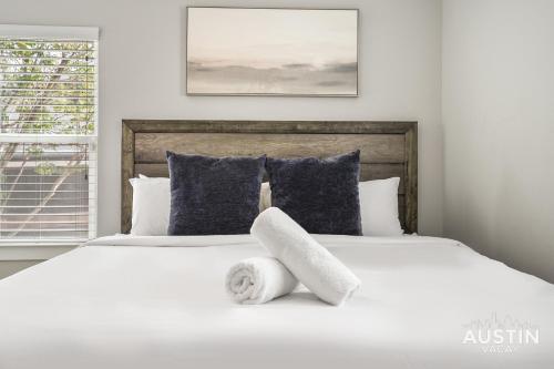 North ATX Retreat w Open Concept Layout and Backyard North ATX Retreat w Open Concept Layout and Backyard