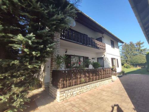 Holiday home in Balatonboglar 45807 – khách sạn tại Balatonboglar
