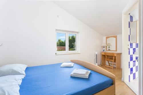 Family friendly apartments with a swimming pool Seget Vranjica Trogir - 14409 - image 10