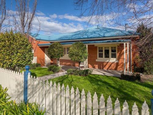'Ampleforth East' - Broadcast Australia Mount Baranduda Site