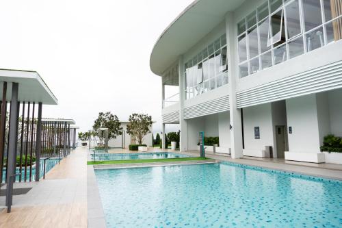 Windmill Upon Hills Premium Suite By Rapi Stay