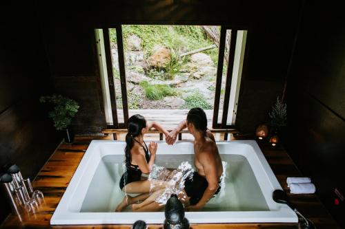 Open air bath, Peninsula Hot Springs in Fingal