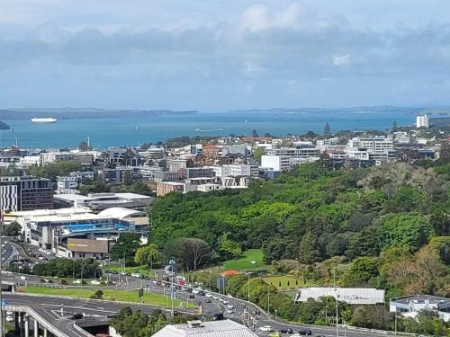 Empire Apartments - Accommodation - Auckland