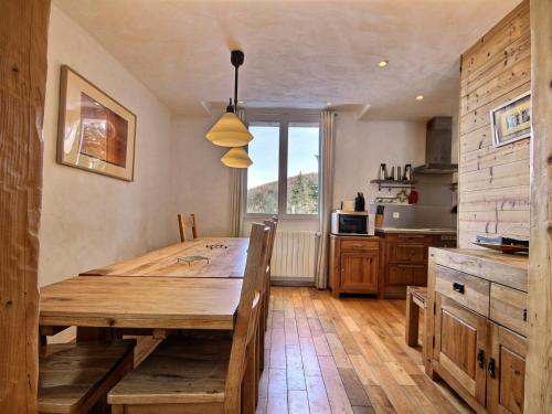 Chalet 12 pers avec sauna, jacuzzi, wifi, parking, animaux admis - FR-1-455-238 in มาโก-ลา-ปลาญ