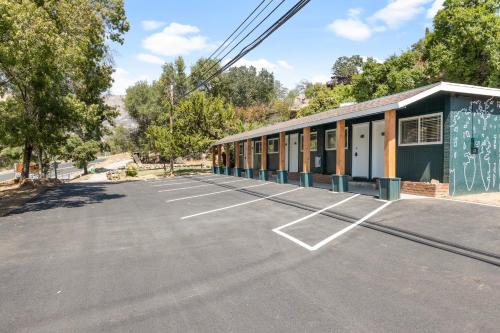 The Atwell Sequoia Motel RM 8