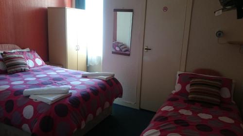 Tulip Hotel Blackpool - image 10