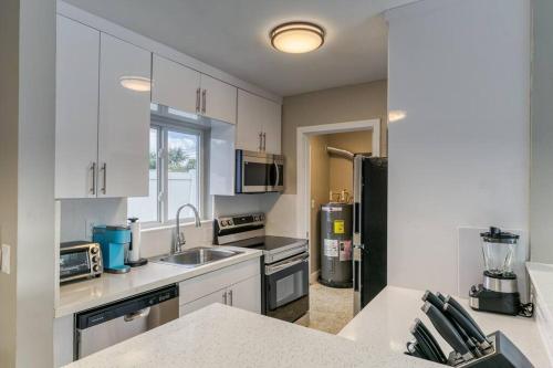 Sunshine Manor 2025-C in Fort Lauderdale, USA