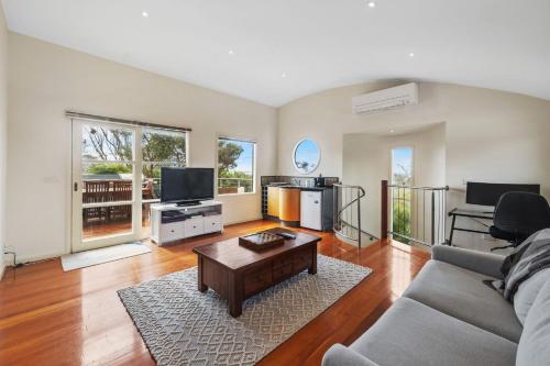 Surf View - WiFi Included, Inverloch (Foto 3)