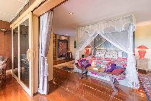 Kanlaya's Eyrie, Luxury Homestay
