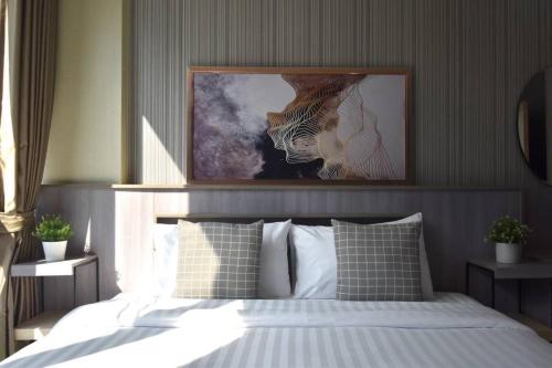 BTS 46 - Near BTS Phrakhanong Room Type - Deluxe Apartment
