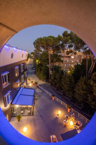 Black Hotel - image 2