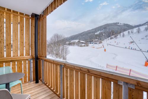 Double or Twin Room with Mountain View and Balcony