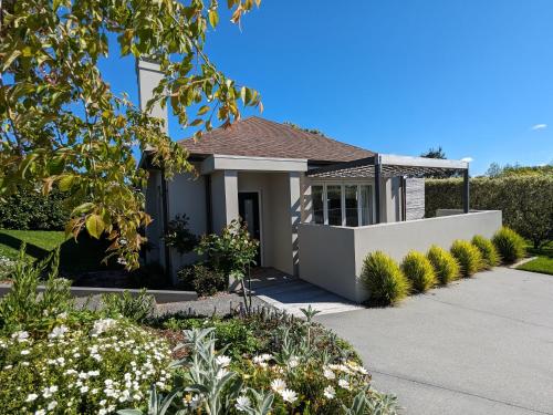 B&B Tauranga - The Elegant Eden - Bed and Breakfast Tauranga