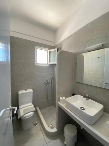 Deep Blue Rooms & Apartments - image 4