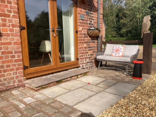 花園, Delightful Cottage with 2 Bedrooms near Knutsford in 托夫特