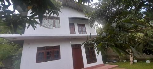 House with AC and Swimming Pool in 벤토타