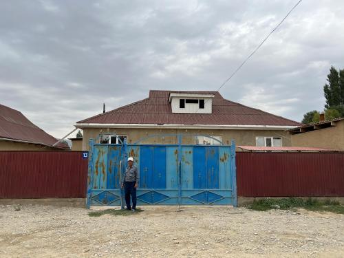 . Shumkar guest house