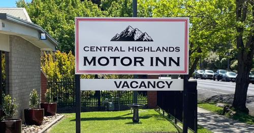 Central Highlands Motor Inn