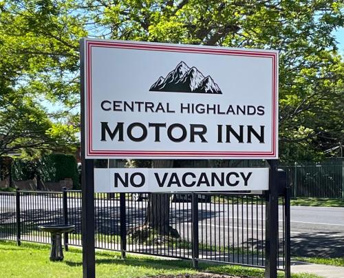 Central Highlands Motor Inn