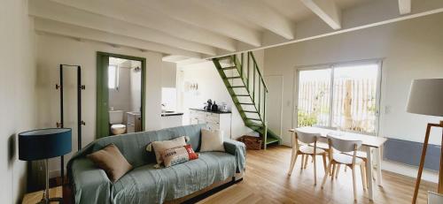 LesOyats33 - Maisonnette avec accès Piscine, Arès (foto 8)