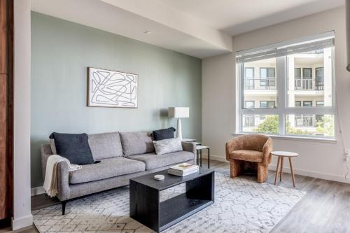 Emeryville 1br w rooftop yoga studio nr Mall SFO-1458