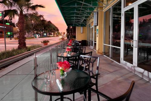Restaurant, Courtyard DeLand Historic Downtown in Deland (FL)