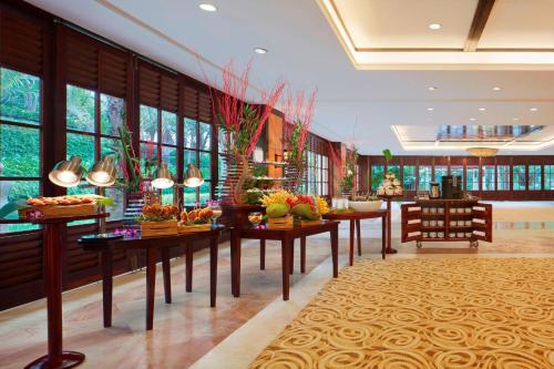 Sheraton Sanya Yalong Bay Resort