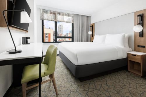 Fairfield Inn & Suites by Marriott New York Manhattan/Times Square South