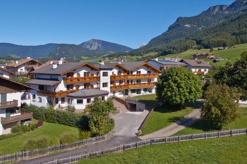 Hotel Viktoria - Accommodation - Kastelruth / Castelrotto