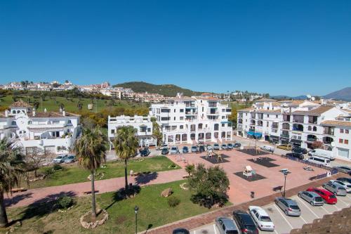 2233-Lovely 2 bedrooms on the beach, pool and port in Villas Puerto