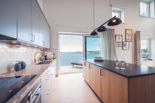 ระเบียง/ชานเรือน, Slottsholmen Hotell och Restaurang in เว็สเตอร์วีค