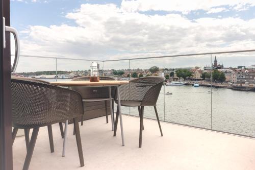 500164847 Slottsholmen Hotell och Restaurang