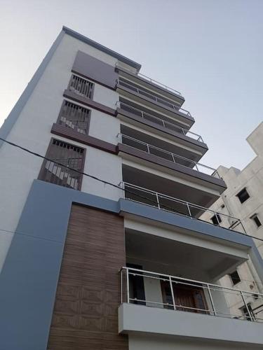 KPHB Phase 15 New Stunning 3 BHK - 5th Floor with Private Terrace Access