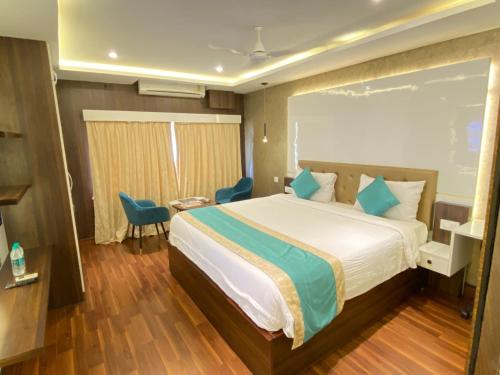 Hotel Hilarity Inn in Sirumathur