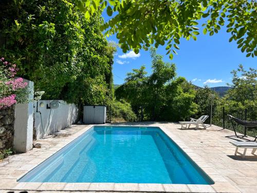 La Roseraie - Gite avec piscine en Cévennes