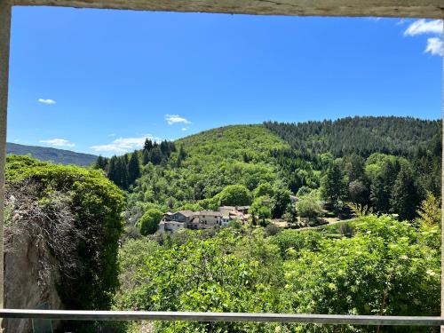 La Roseraie - Gite avec piscine en Cévennes