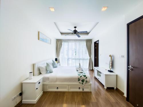 Spacious 3bd Townhouse in Laguna park