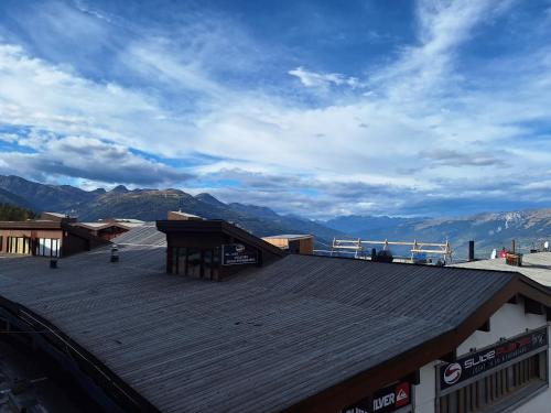 Charmant 2 pieces 5 pers. au pied des pistes aux Arcs 1800, balcon, Wifi, parking - FR-1-411-888 in Les Villards