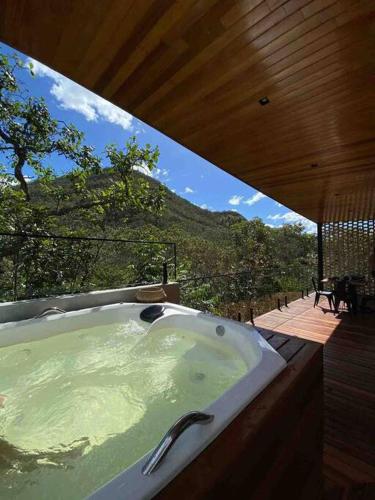 Casa Vértize, uma casa de alto padrão com Spa Hidro e vista espetacular